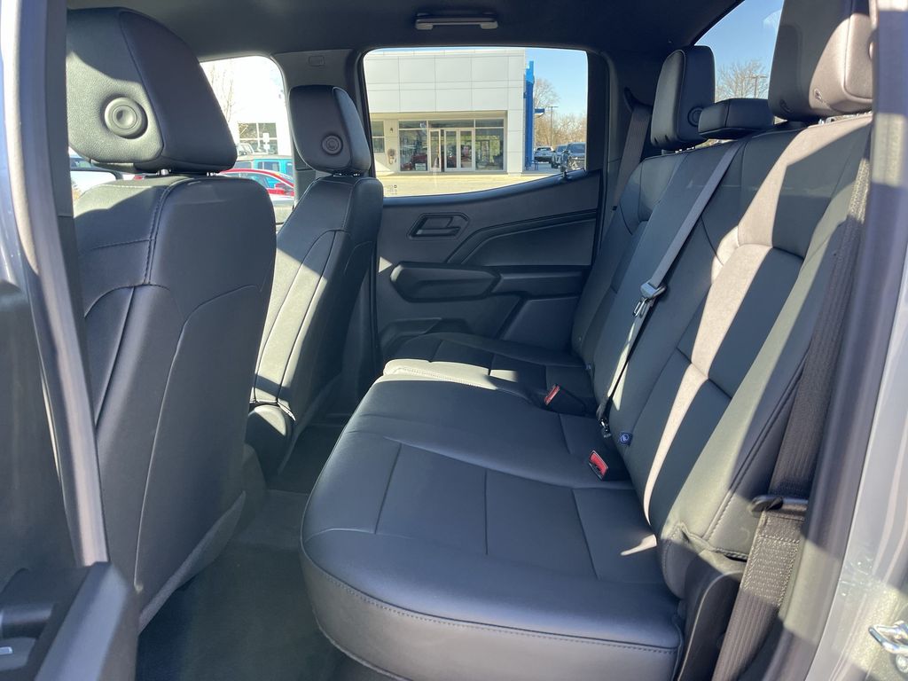 2024 Chevrolet Colorado Work Truck photo