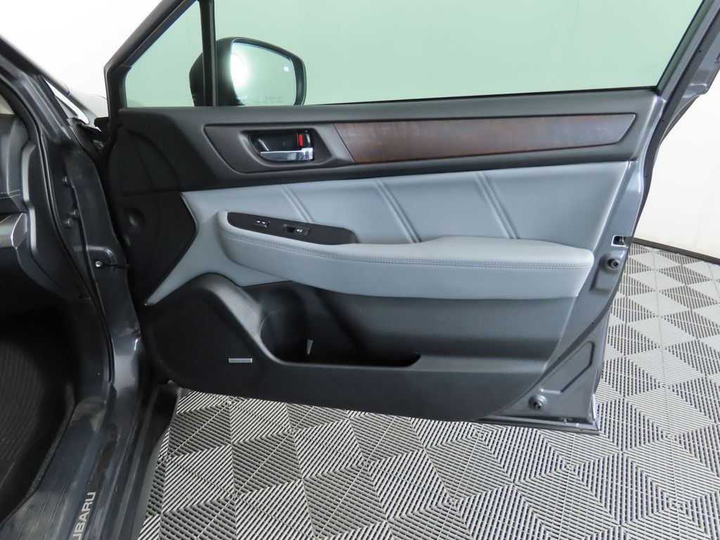 2019 Subaru Outback 3.6R Limited 26
