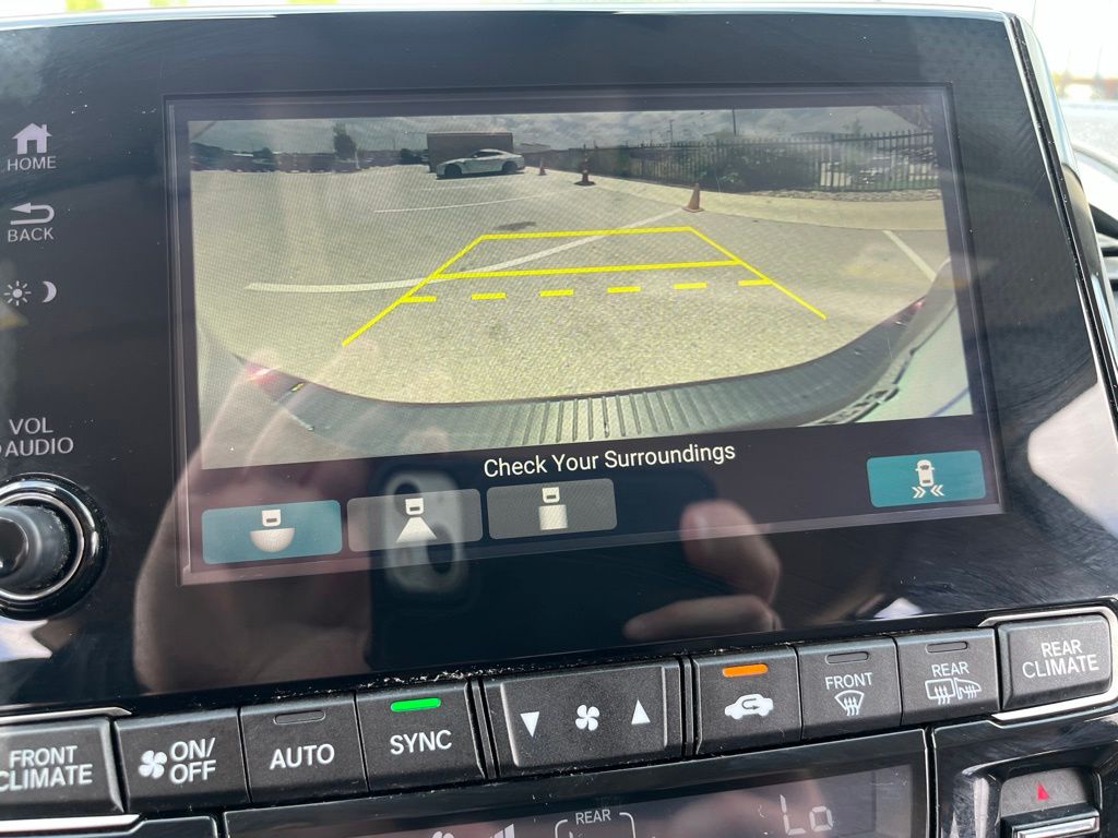 Thumbnail: 2021 Honda Odyssey - 23