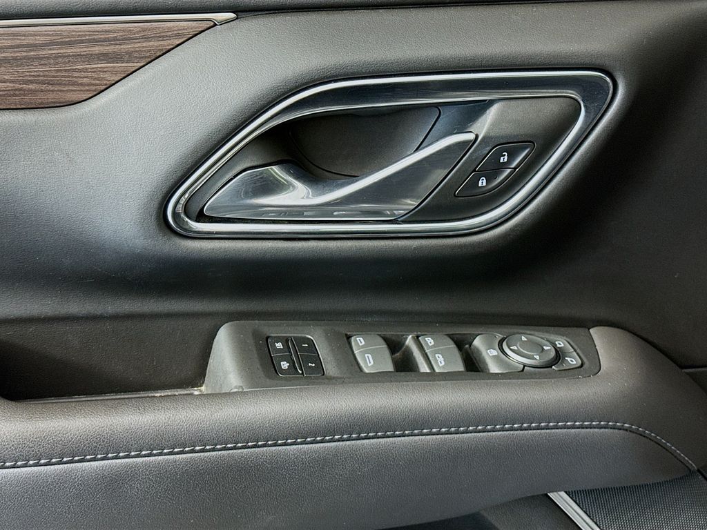 Thumbnail: 2023 Chevrolet Tahoe - 24