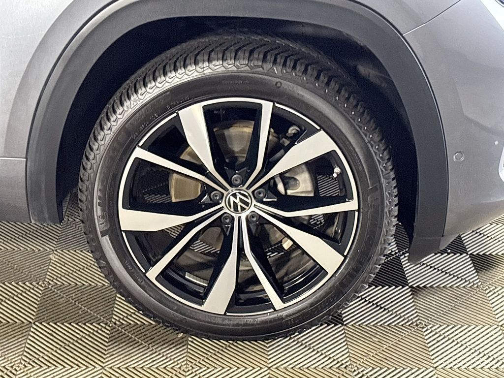 2024 Volkswagen Atlas 2.0T SEL Premium R-Line