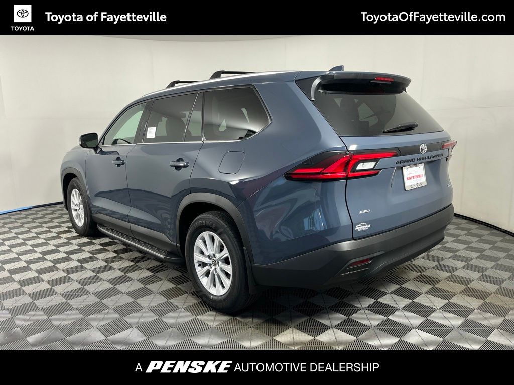 Thumbnail: 2026 Toyota Grand Highlander - 3