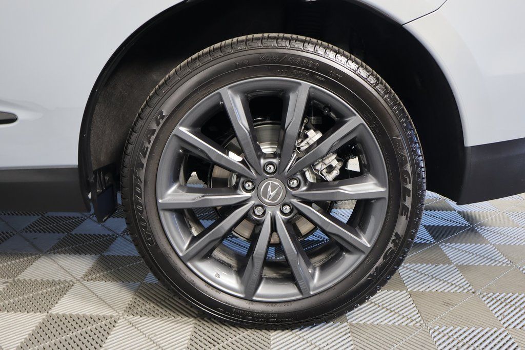 Thumbnail: 2025 Acura RDX - 16