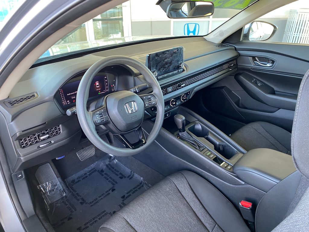 2023 Honda Accord EX 9