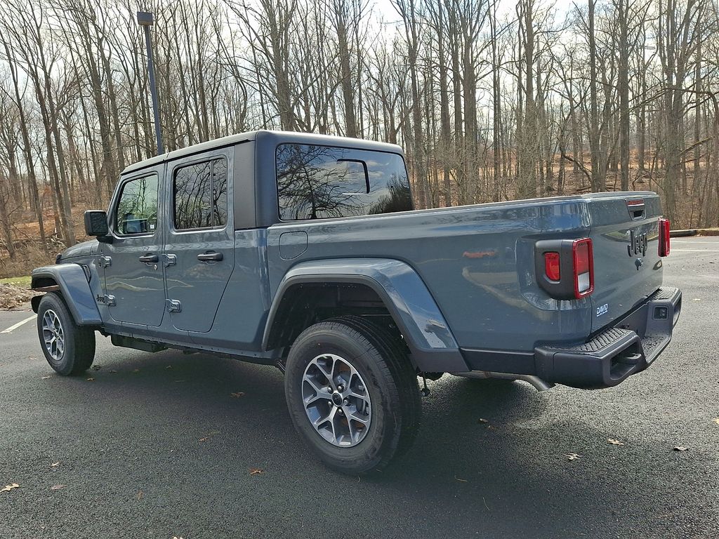 New 2026 Jeep Gladiator Truck