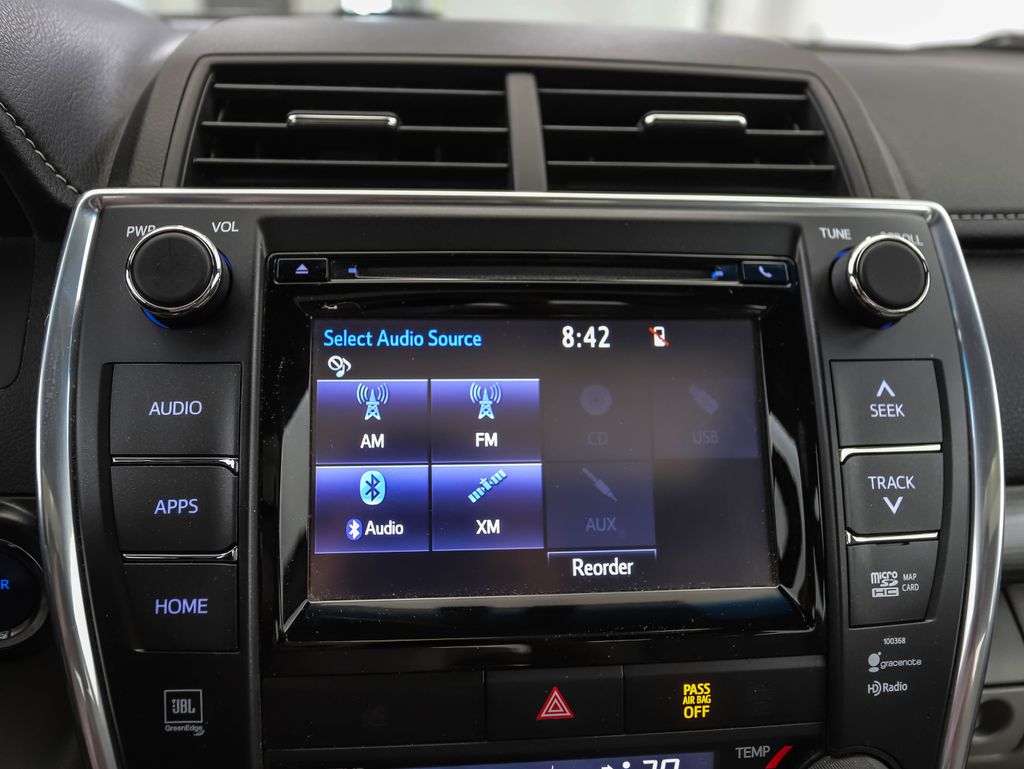 Thumbnail: 2015 Toyota Camry - 16