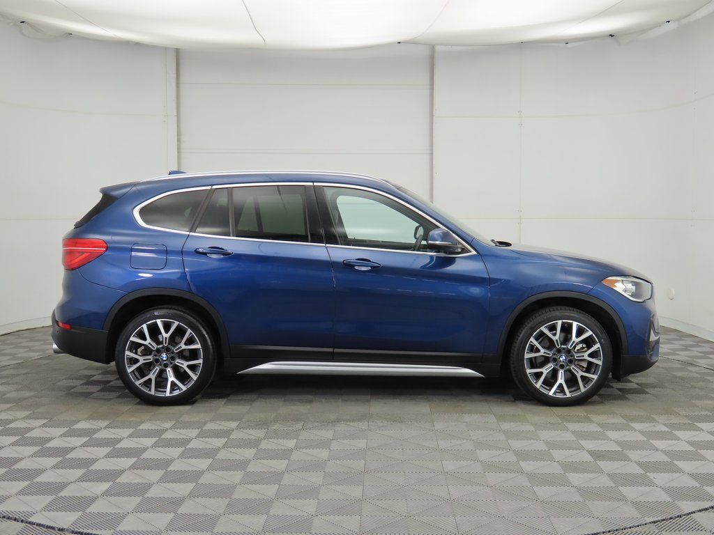 Thumbnail: 2021 BMW X1 - 4