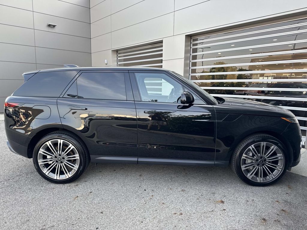 Certified Used 2024 Black Land Rover SE image 9