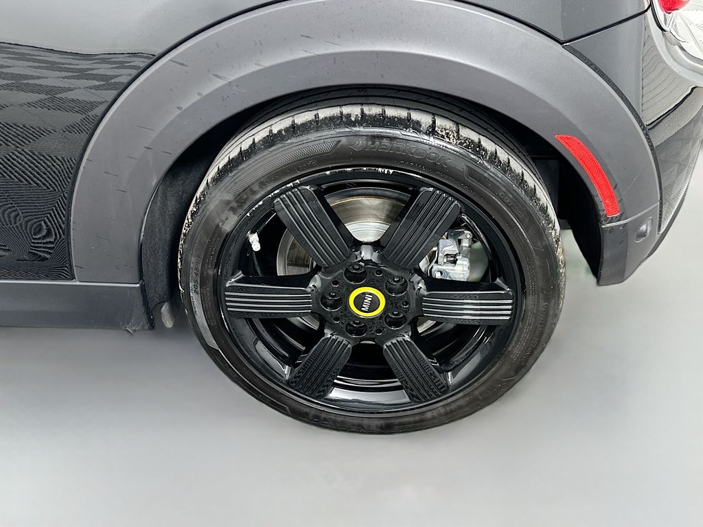 Thumbnail: 2024 MINI Cooper - 31