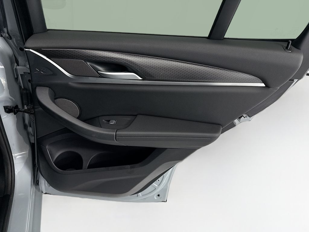 Thumbnail: 2023 BMW X3 - 26