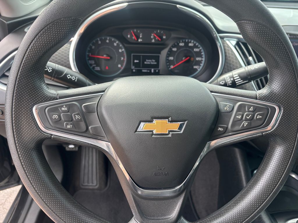 Used Car 2020 Chevrolet Malibu  Lt For Sale Under $20,000 In Austin, Texas