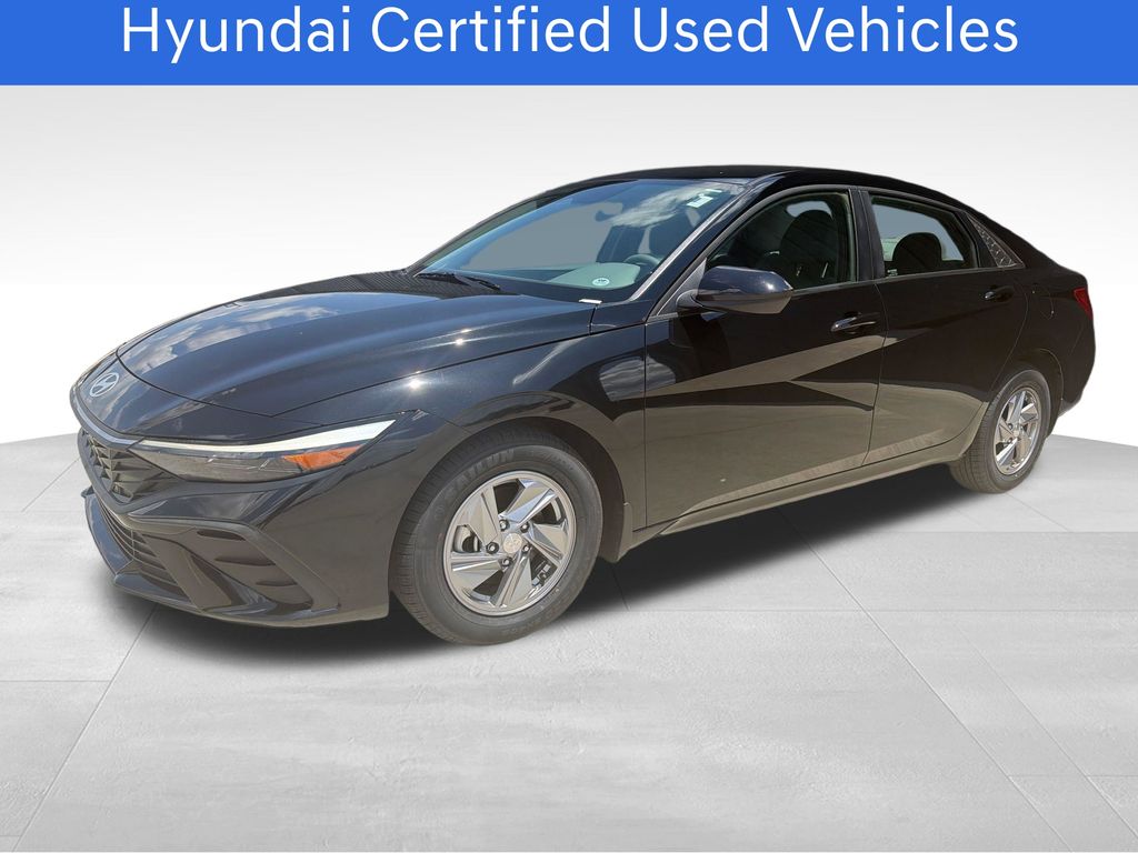 Abyss Black 2024 Hyundai Elantra Sedan Front-Wheel Drive Continuously Variable Transmission