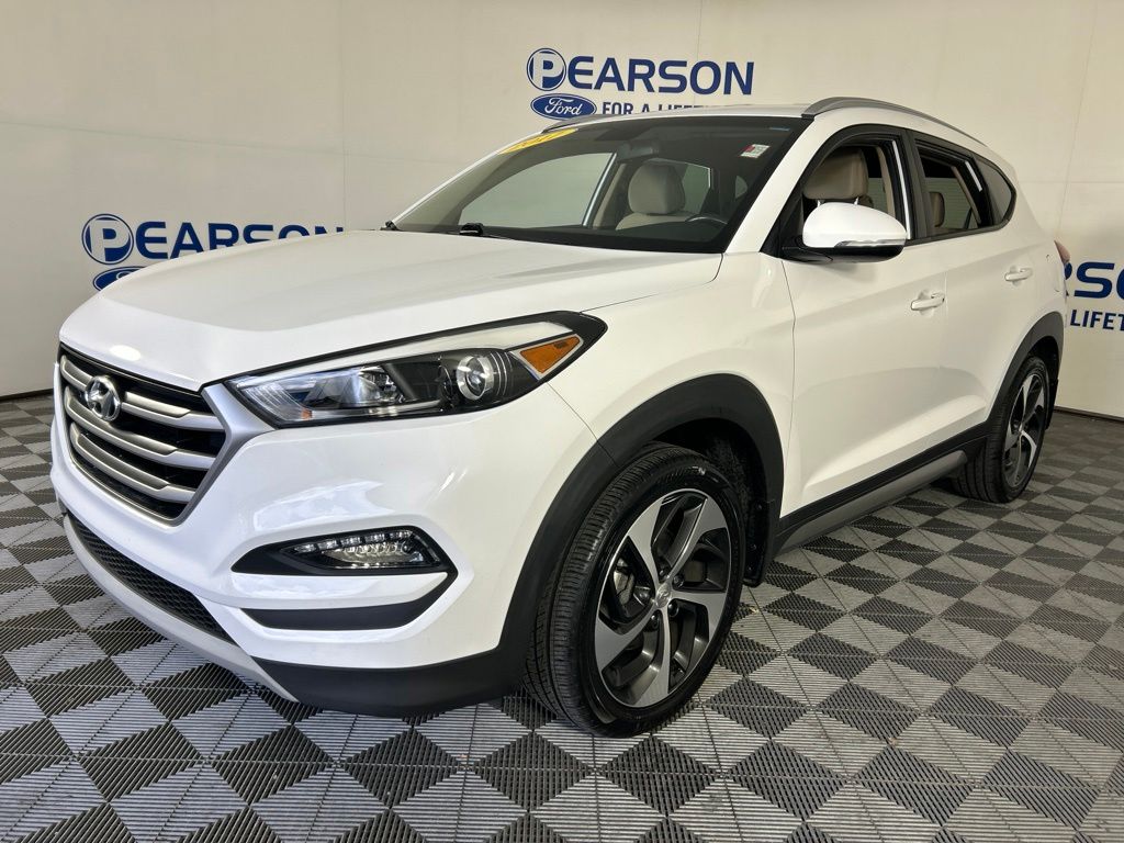 Dazzling White 2017 Hyundai Tucson SUV / Crossover All-Wheel Drive 7-Speed Automatic