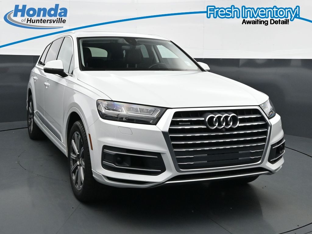 Carrara White 2018 Audi Q7 SUV / Crossover 8-Speed Automatic