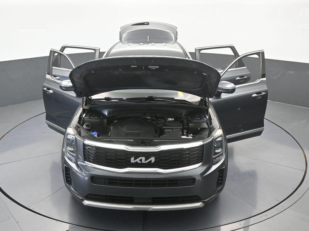 Used 2022 Gravity Gray Kia LX image 63
