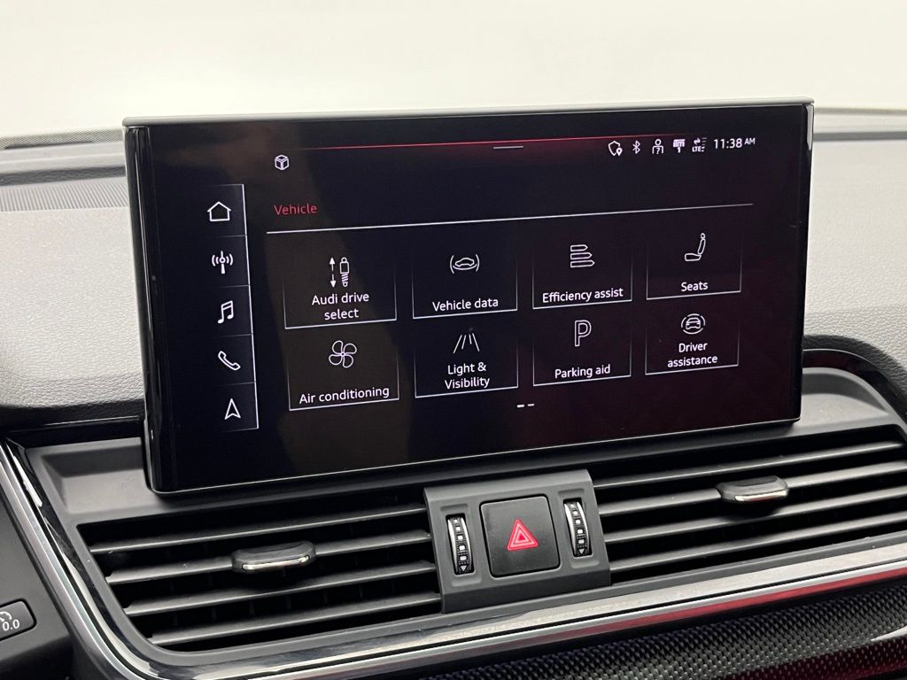 Thumbnail: 2022 Audi SQ5 - 22