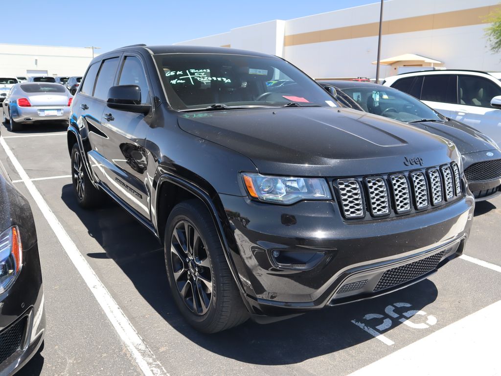 2018 Jeep Grand Cherokee Altitude 2