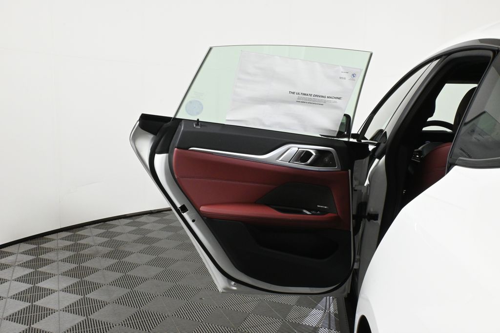 2025 BMW i4 xDrive40 32