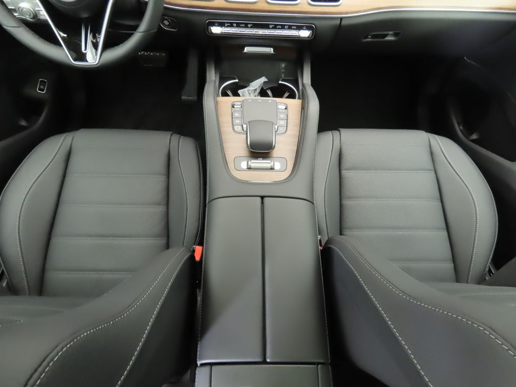 Thumbnail: 2026 Mercedes-Benz GLS - 18