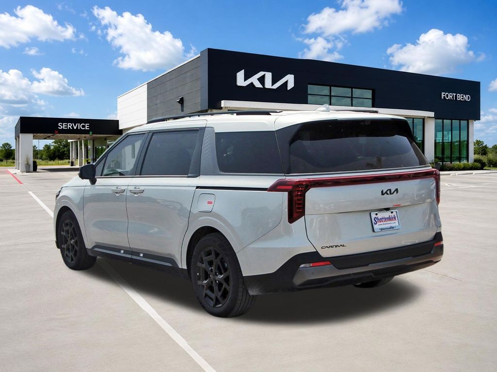 New 2026 Kia Carnival MPV Van