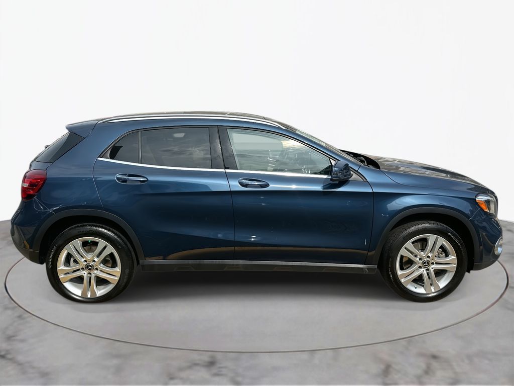 Thumbnail: 2020 Mercedes-Benz GLA - 6