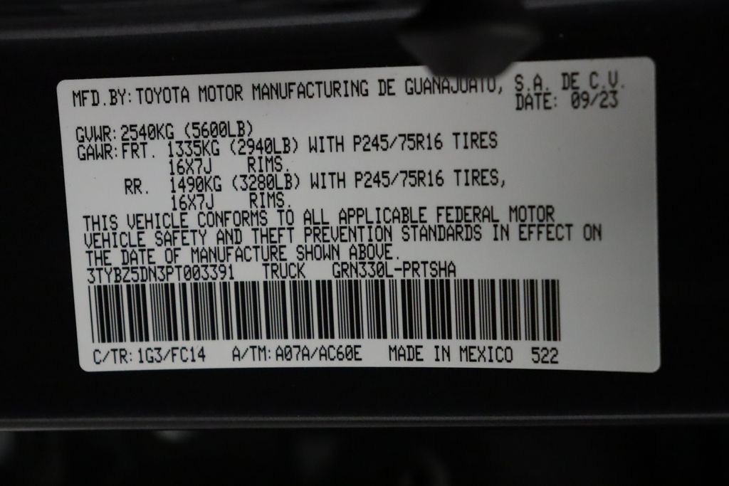 2023 Toyota Tacoma SR5 17