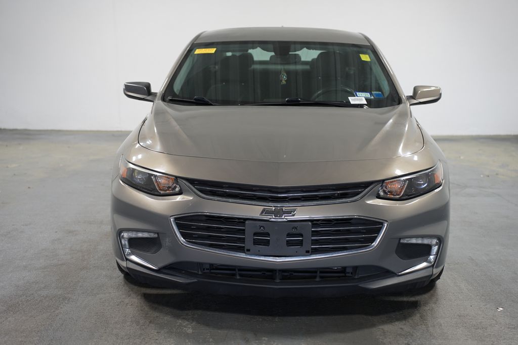 2017 Chevrolet Malibu LT 2