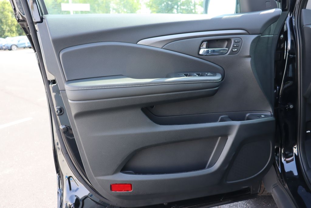 Thumbnail: 2026 Honda Ridgeline - 25