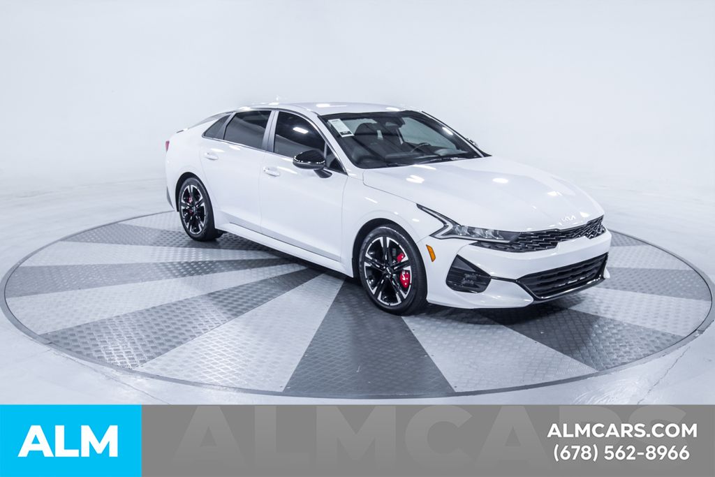 Used 2022 White Kia GT-Line image 14