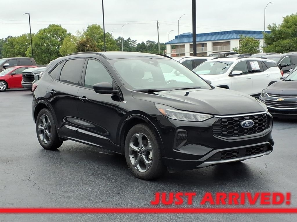 Black Metallic 2024 Ford Escape SUV / Crossover Front-Wheel Drive 8-Speed Automatic