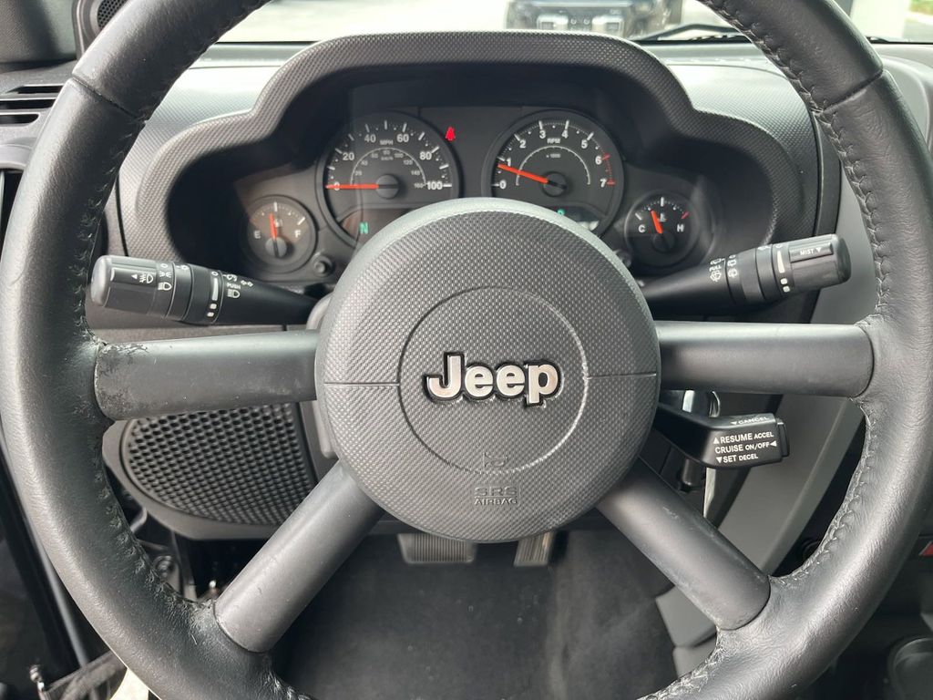 2008 Jeep Wrangler X 26