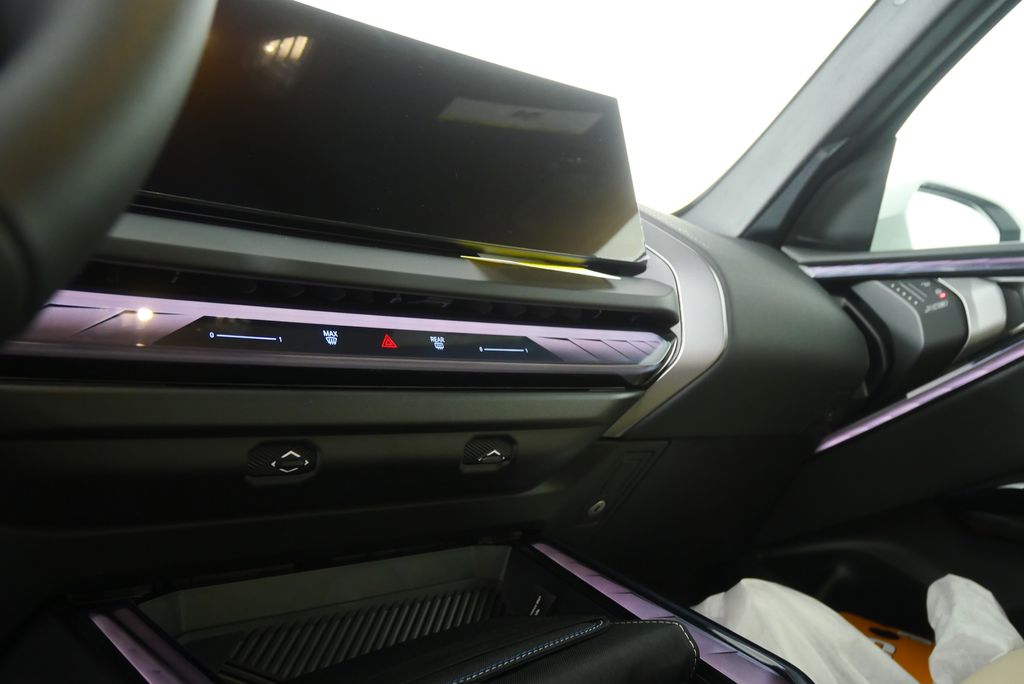 Thumbnail: 2026 BMW X3 - 19