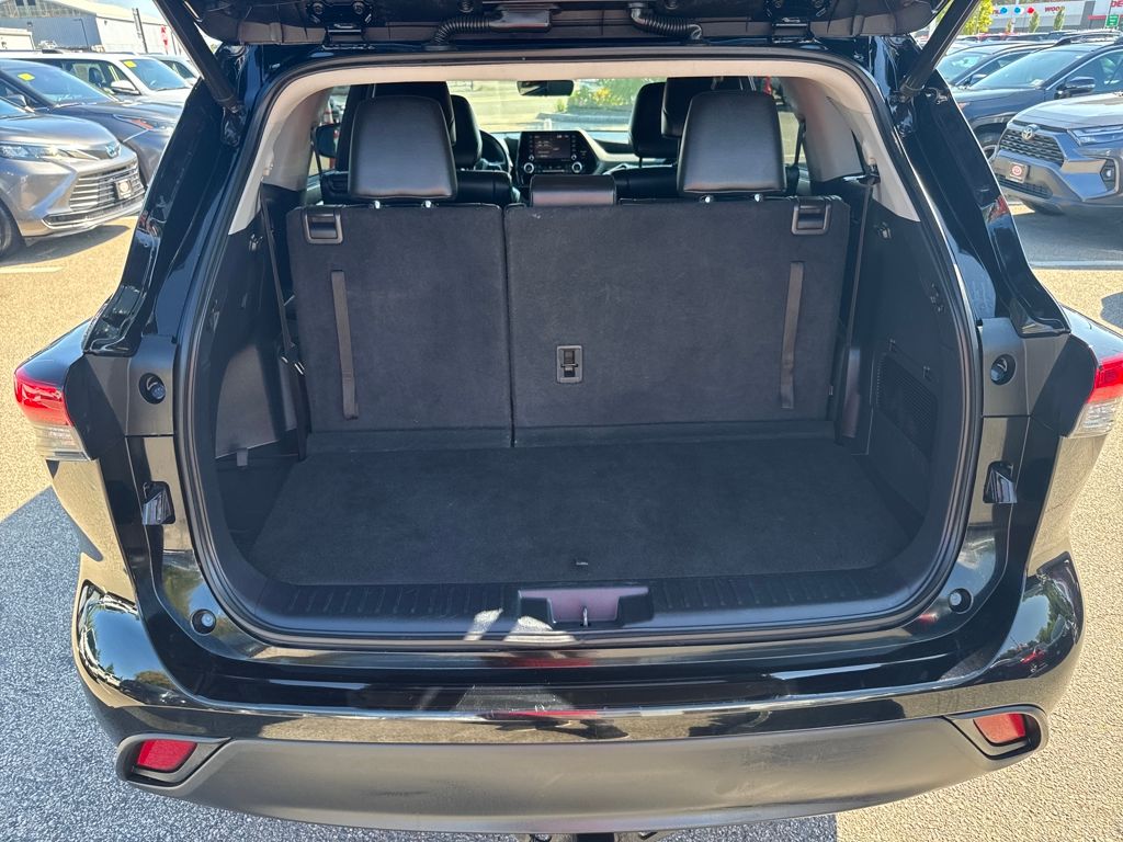 2020 Toyota Highlander XLE photo 8