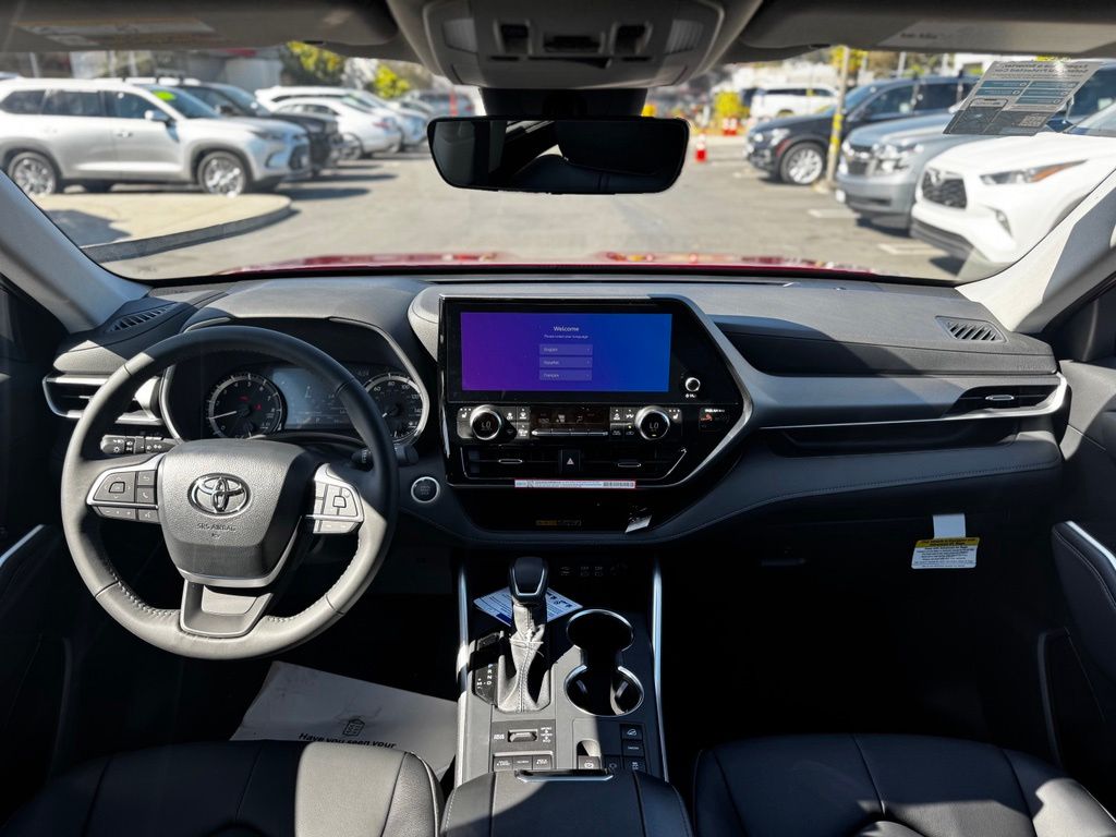 New 2026 Toyota Highlander SUV