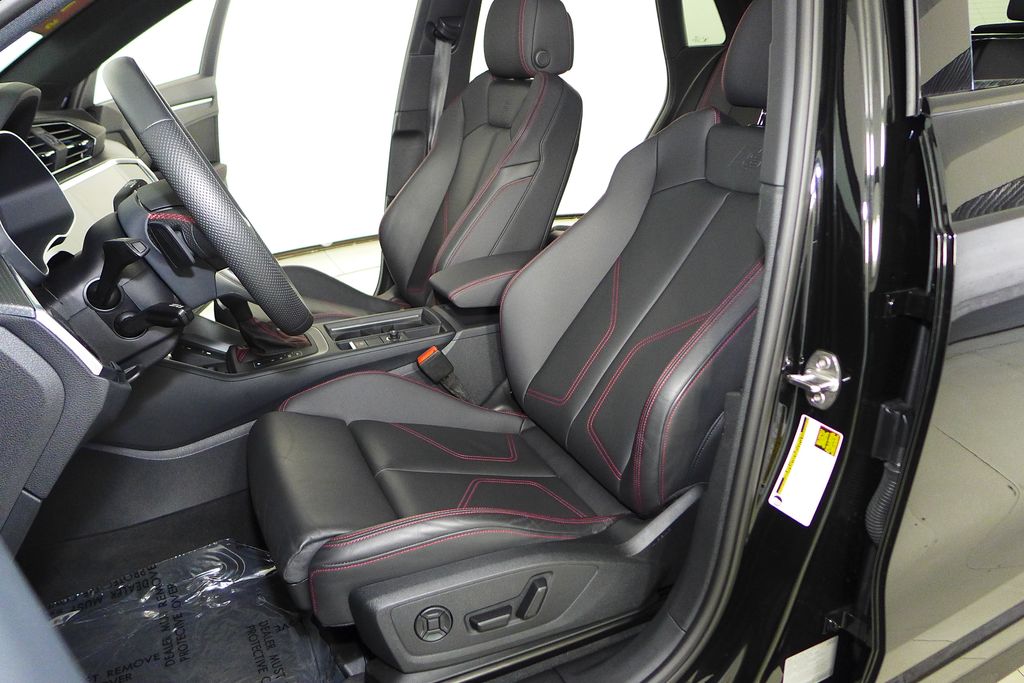Thumbnail: 2025 Audi Q3 - 22