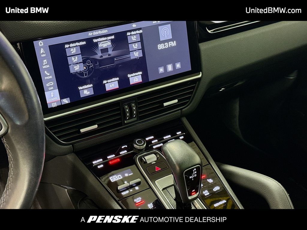 Thumbnail: 2020 Porsche Cayenne - 11