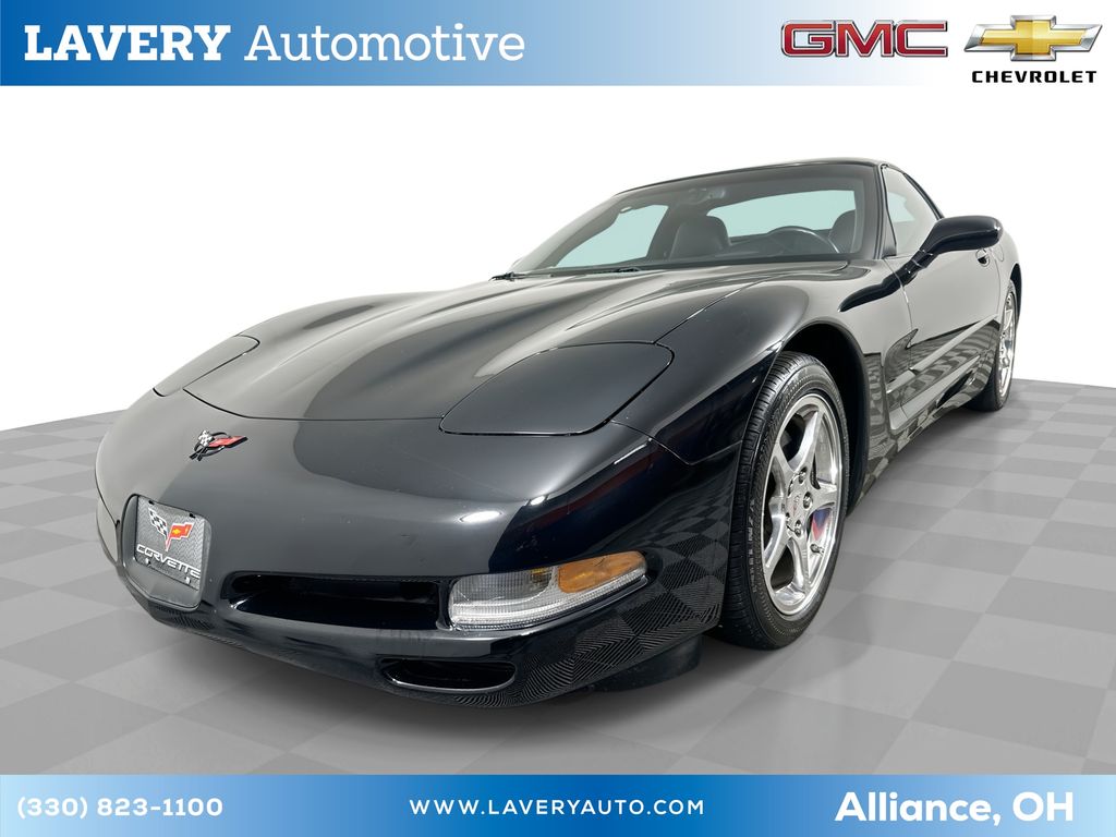 Smokin Asphalt 2004 Chevrolet Corvette Coupe Rear-Wheel Drive 4-Speed Automatic Overdrive