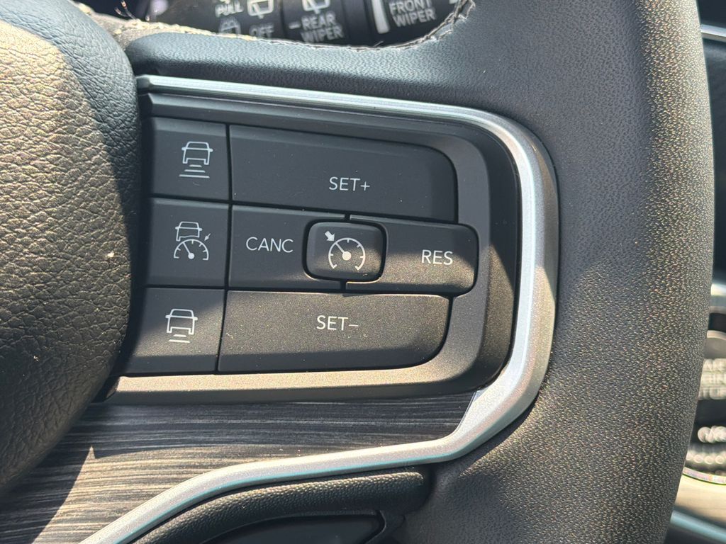 2023 Jeep Wagoneer Series II - Photo 25