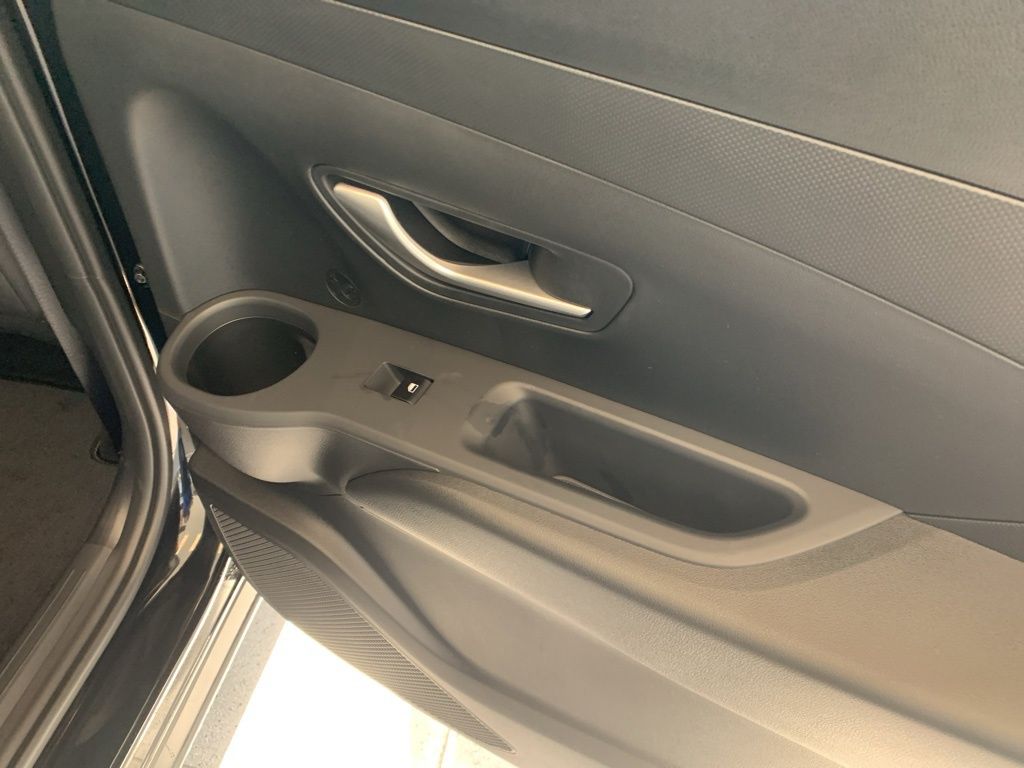 New 2026 Black Hyundai SEL image 19