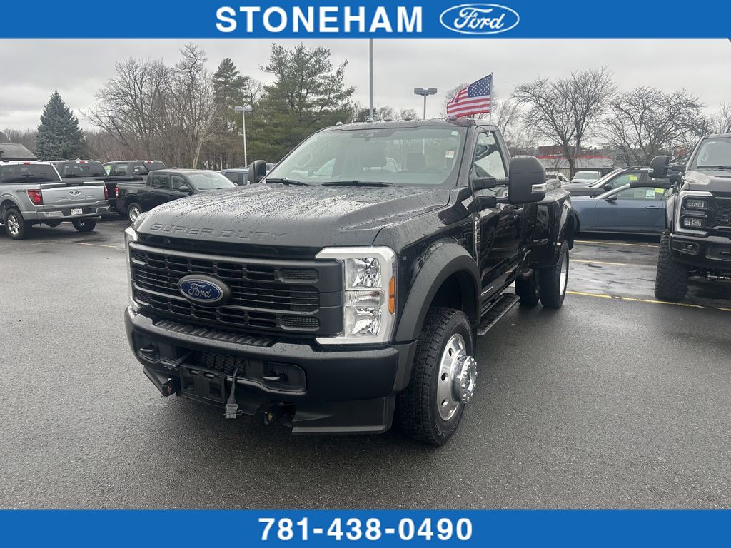 Black Metallic 2026 Ford F-450 Super Duty Pickup Truck Four-Wheel Drive Automatic