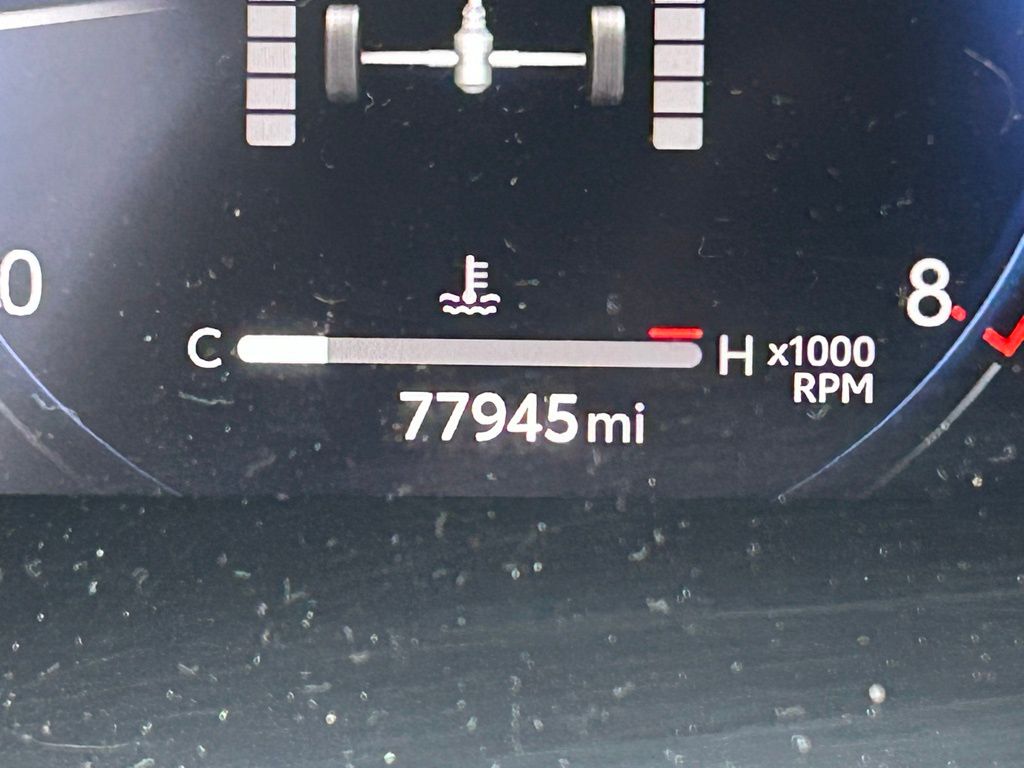 Thumbnail: 2023 Toyota Highlander - 25
