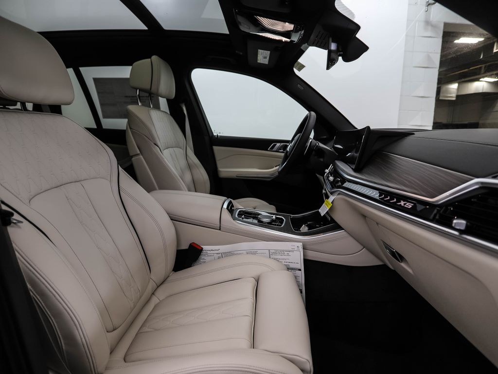 2026 BMW X5 xDrive50e 29