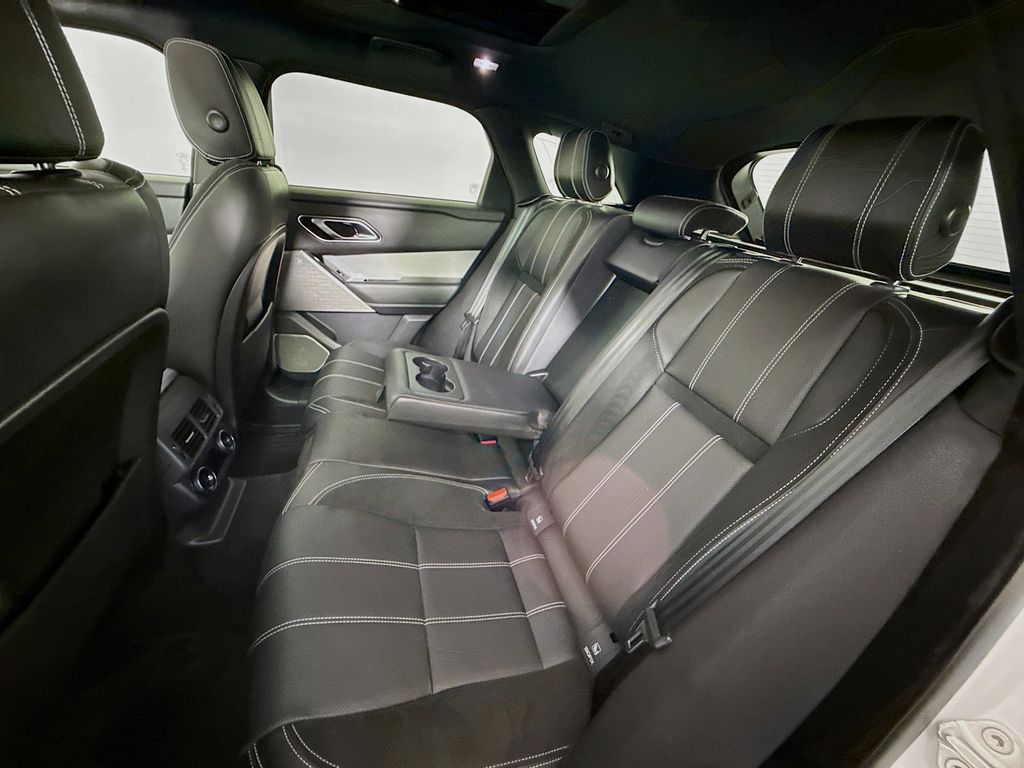 Thumbnail: 2019 Land Rover Range Rover Velar - 23