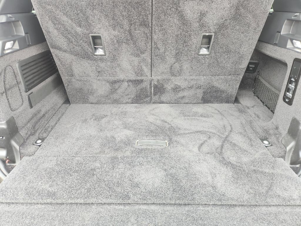 2023 Land Rover Range Rover SE  at Ultimate Motorsports