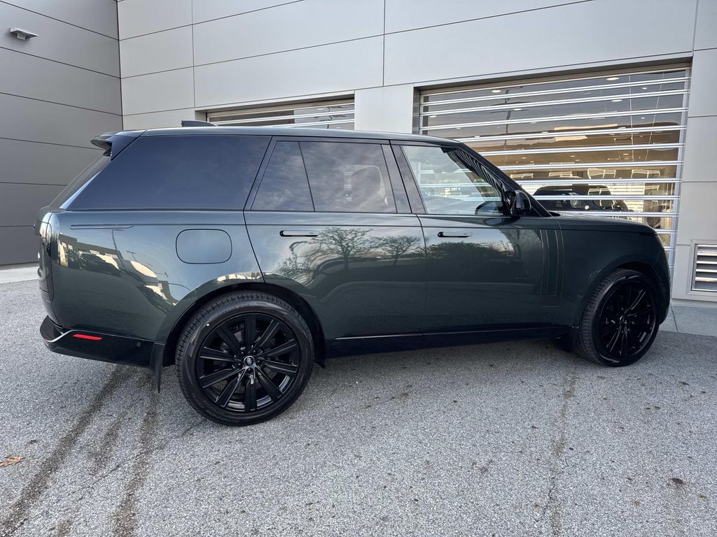 Certified Used 2023 Green Land Rover SE image 8