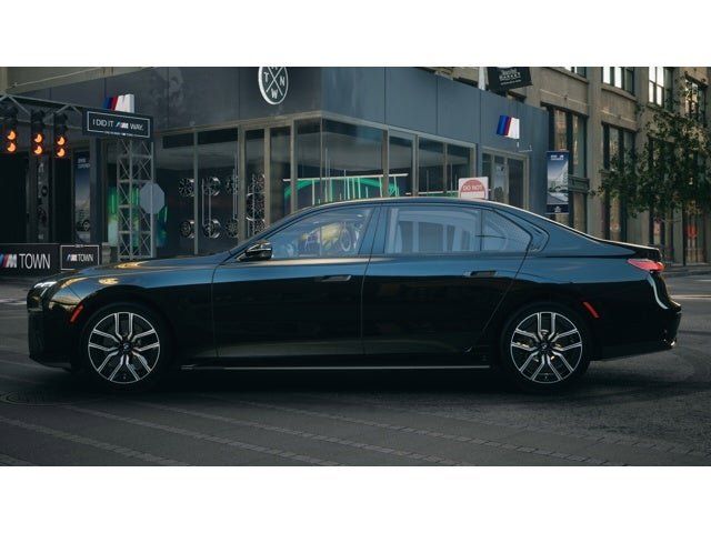 2025 BMW 7 Series 760i xDrive 4