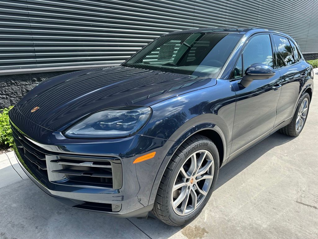 Thumbnail: 2025 Porsche Cayenne - 6