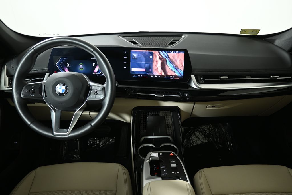 Thumbnail: 2025 BMW X1 - 17