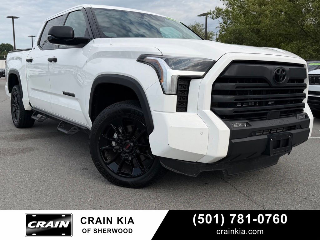 2023 Toyota Tundra SR5 CrewMax Cab 4WD