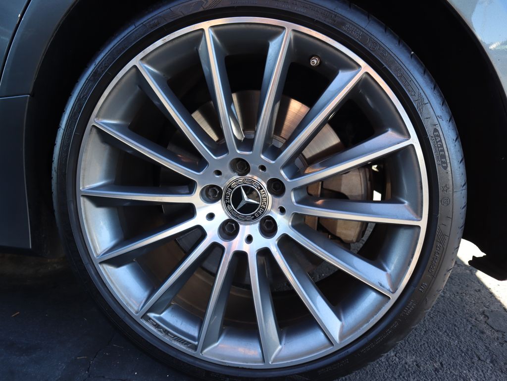 Thumbnail: 2019 Mercedes-Benz CLS - 17